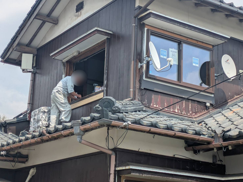 リフォームのご依頼を頂きました サッシの交換です 窓リノベ、好評です!