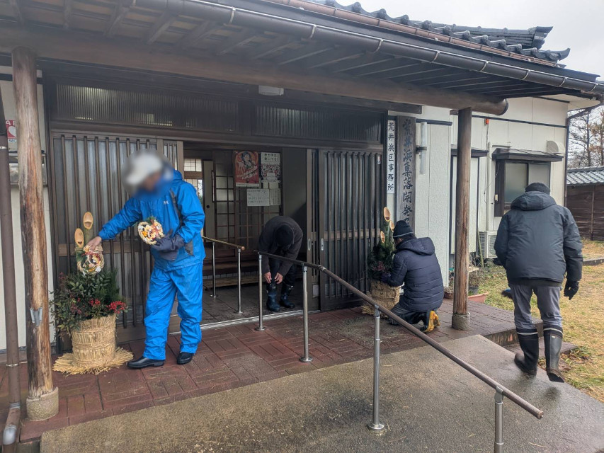 年の瀬となりました 毎年恒例の門松作りです